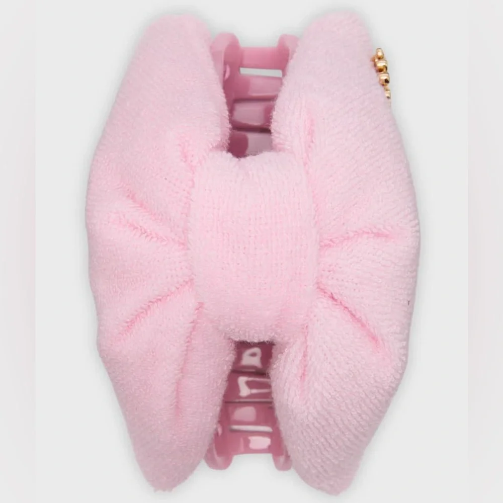 LELE SADOUGHI Simone Terry Cloth Claw Clip - Shell Pink